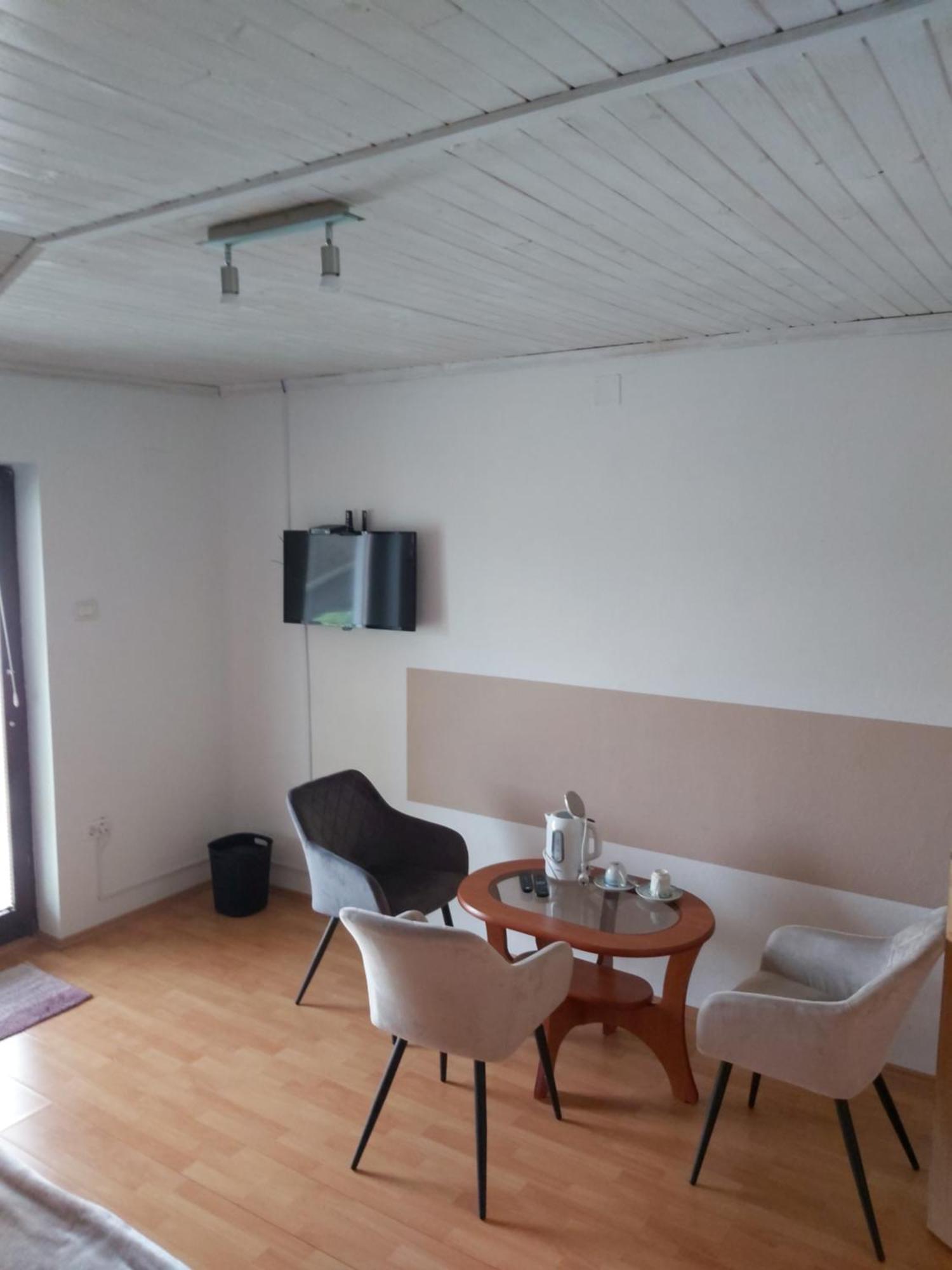 Rooms Zagon Postojna Bagian luar foto